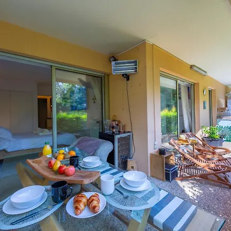 Les Cyclemans At Chateau Sainte Anne - Happy Apartment